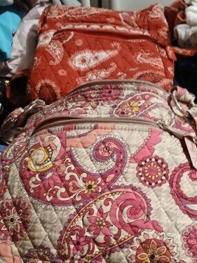 VERA BRADLEY 2 PURSES CROSSBODY BAGS